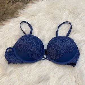 Victoria’s Secret Bombshell Plunge Bra - 34B